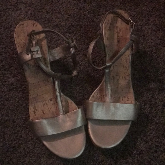 Gold and cork wedge sandal - Picture 4 of 4